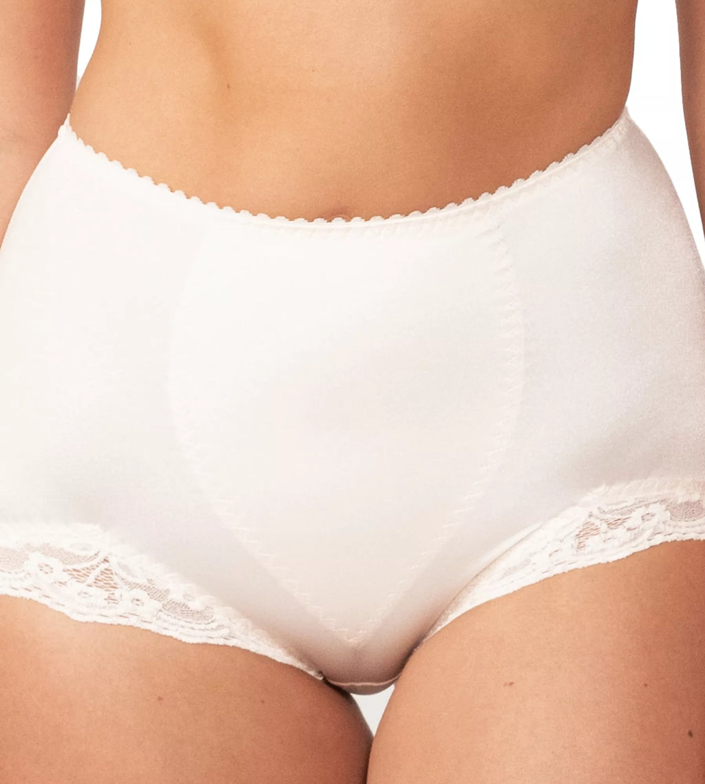 Triumph Tum-E-Lace shapewear pant with tummy control, featuring lace details and seamless design for a smooth fit.