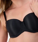 Black Triumph silhouette strapless underwire bra with smooth cups and supportive design, ideal for elegant, strapless outfits.