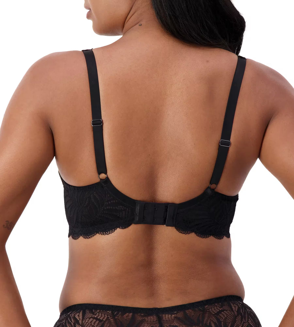Black Triumph Essential Lace Balconette Bra with delicate lace cups and adjustable straps, designed for a comfortable fit.