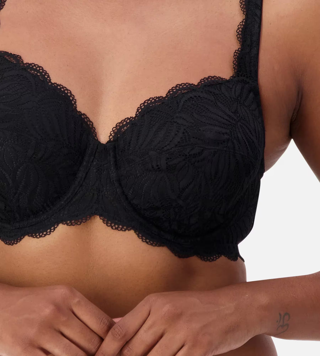 Black Triumph Essential Lace Balconette Bra with delicate lace cups and adjustable straps, designed for a comfortable fit.
