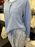 Givoni Katie Ski Pyjama sleepwear set featuring a cozy, patterned top and matching bottoms for comfortable winter sleep.