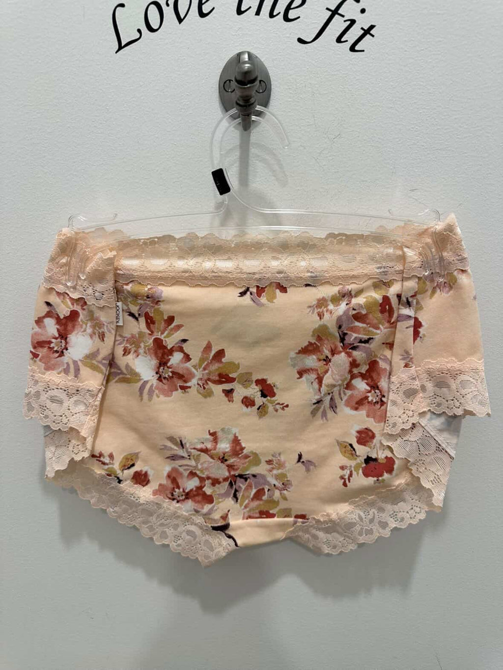 Jockey Parisienne Cotton Boyleg Brief in floral print, soft cotton underwear with a comfortable fit and vibrant floral design.