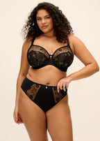Lyriana Brief