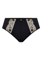 Lyriana Brief
