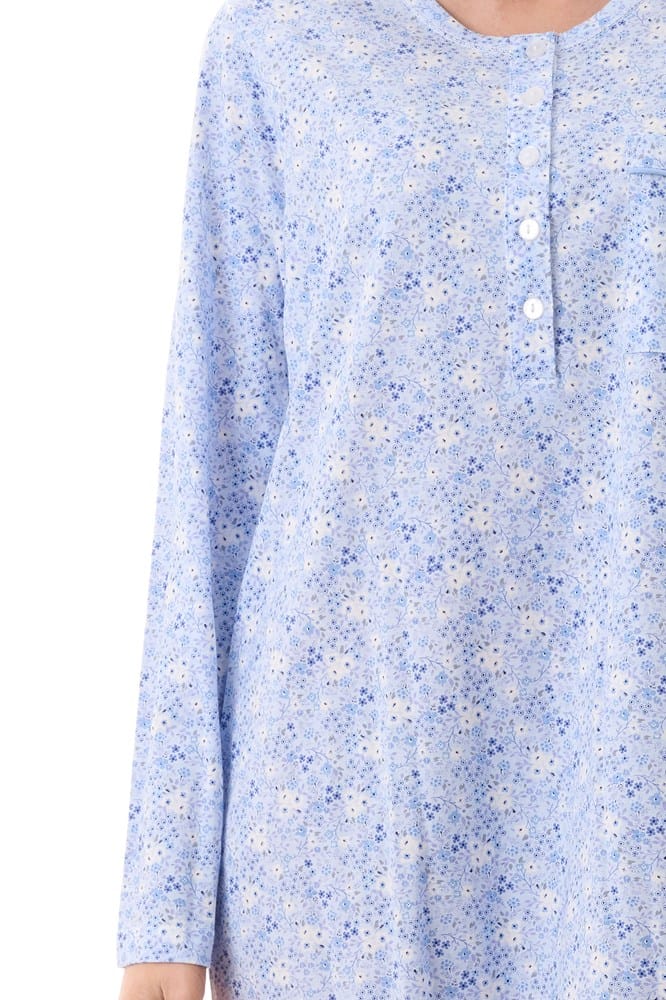 Givoni Katie short nightie in soft fabric, showing a comfortable sleepwear design with a relaxed fit and delicate detailing.