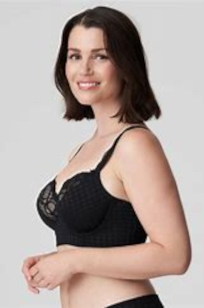 Black longline bra with plunge style, D cup, by Primadonna, featuring adjustable straps and smooth fabric.