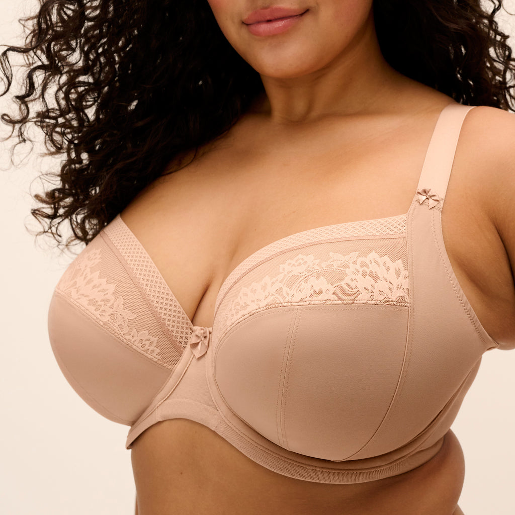 ELOMI Nerina UW Plunge Bra in Sahara with stretch fabric, featuring a smooth, seamless design and plunging neckline.