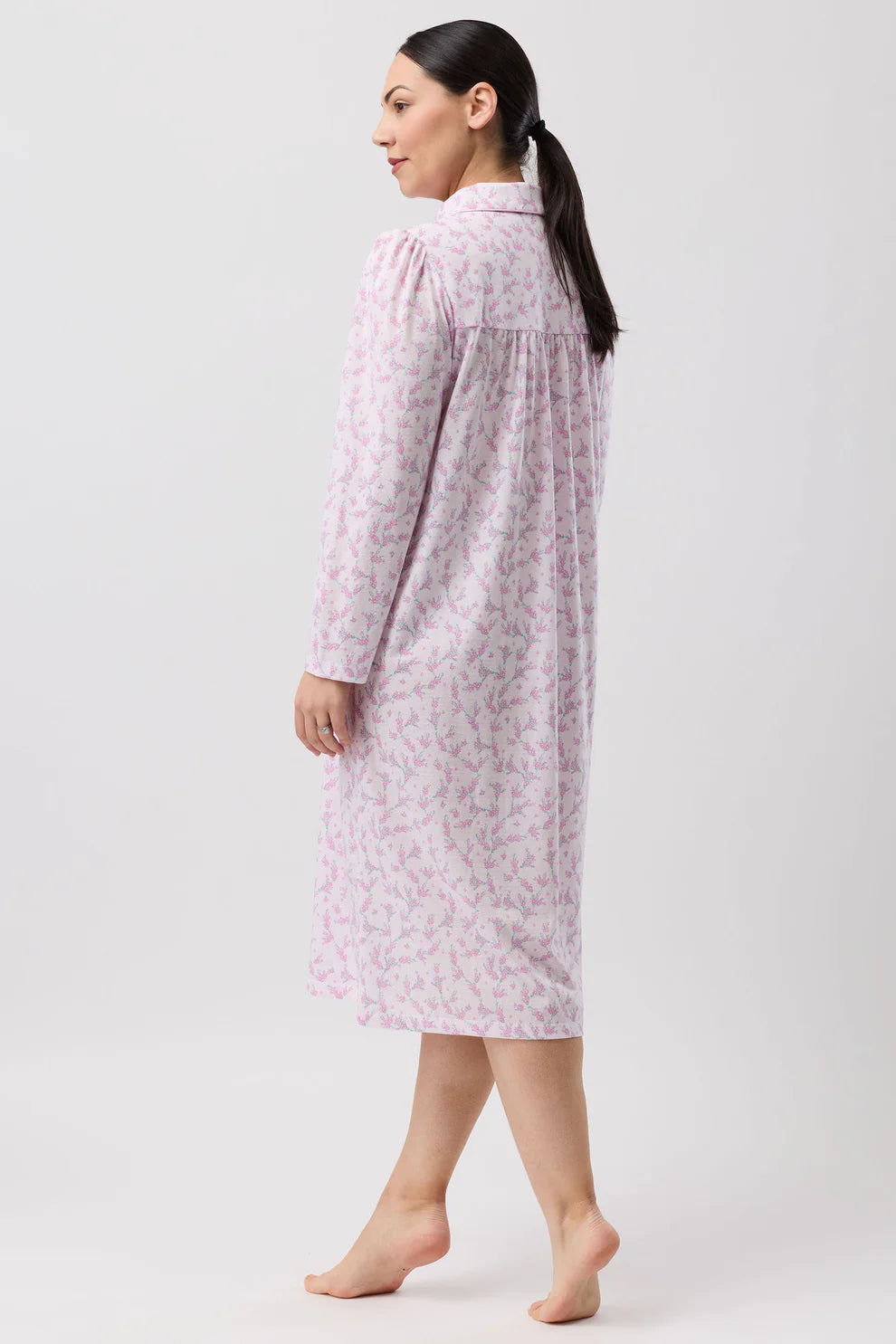 Pink Jasmine Collar Nite sleepwear by Schranken, featuring a comfortable collar design and soft fabric for a cozy night.