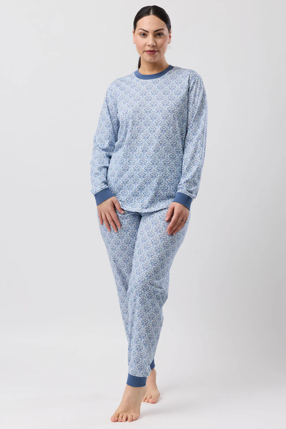 Schrank Oriental Ski PJ sleepwear set in teal, featuring a cozy, printed pajama top and matching pants for comfortable sleepwear.