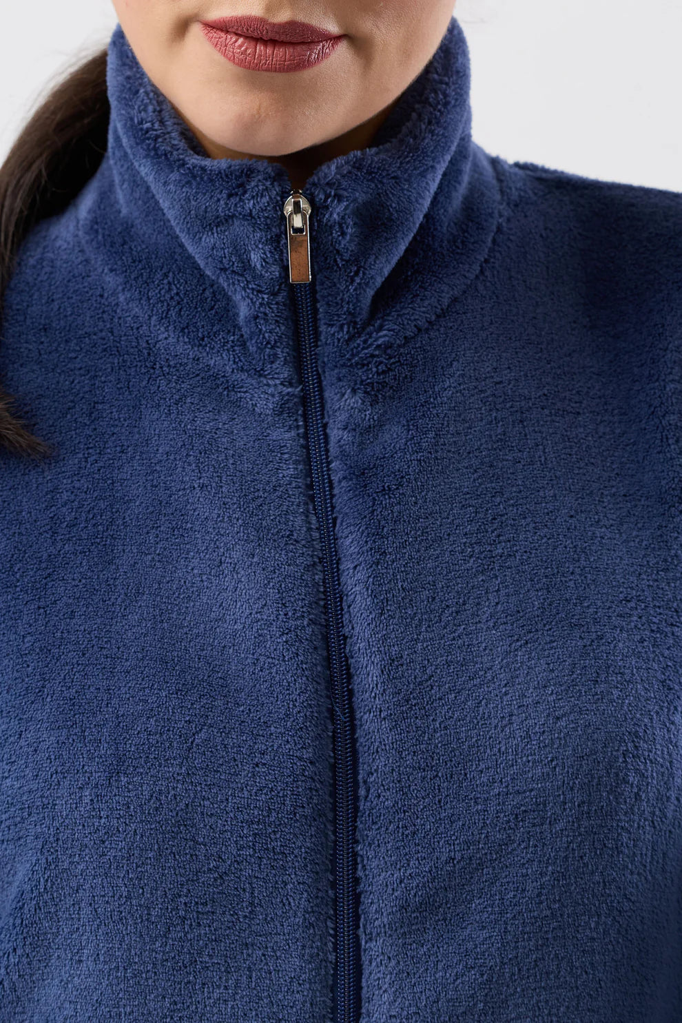 Navy Schrank fleece zip dressing gown in mid-length, featuring a cozy hood and front pockets, ideal for comfortable sleepwear.