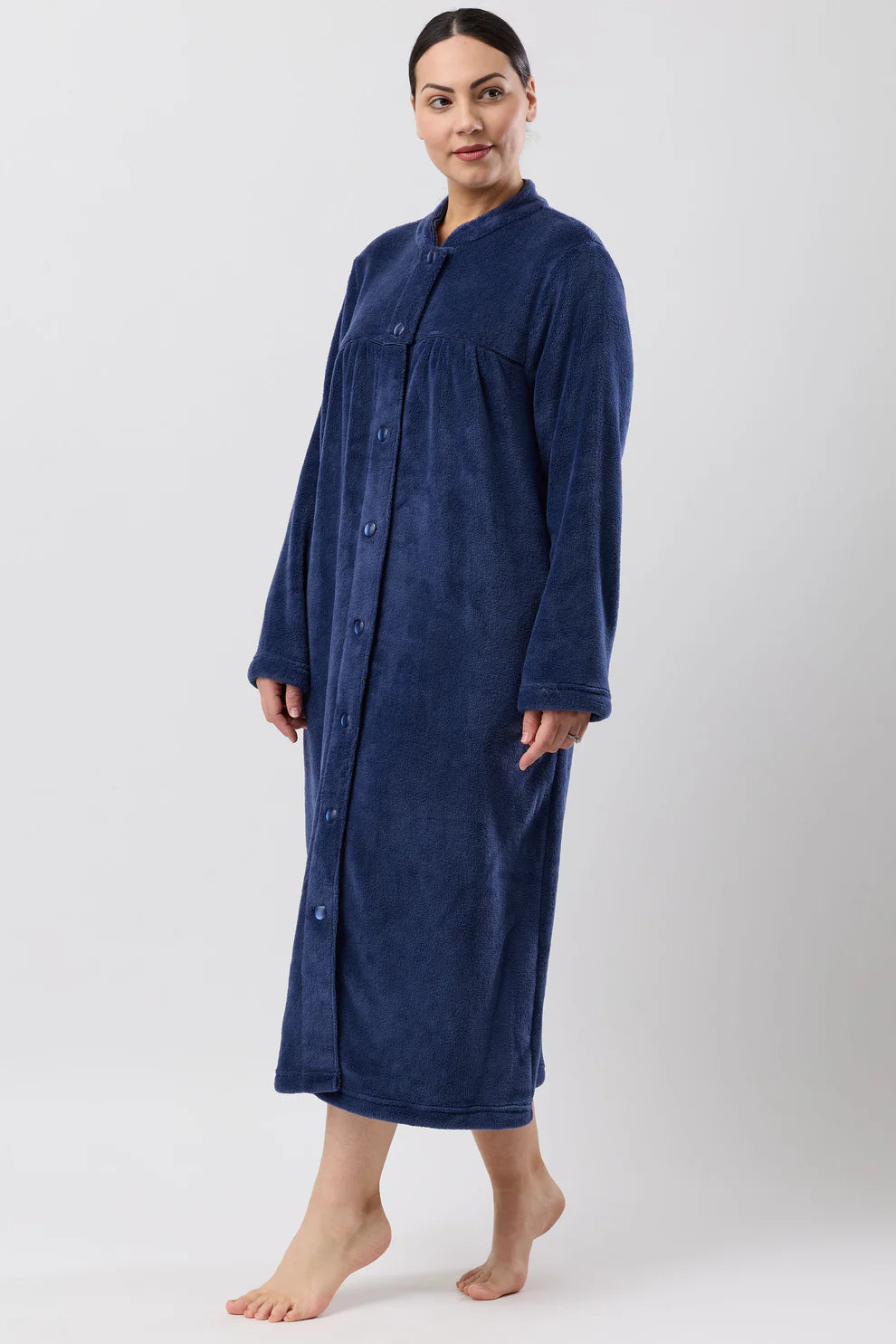 Navy blue Schrunk fleece button-down mid-length dressing gown, cozy sleepwear with front buttons and soft fabric for comfort.