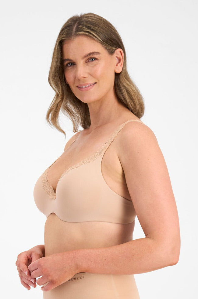 Barely There Lux Molded Underwire Bra Nude