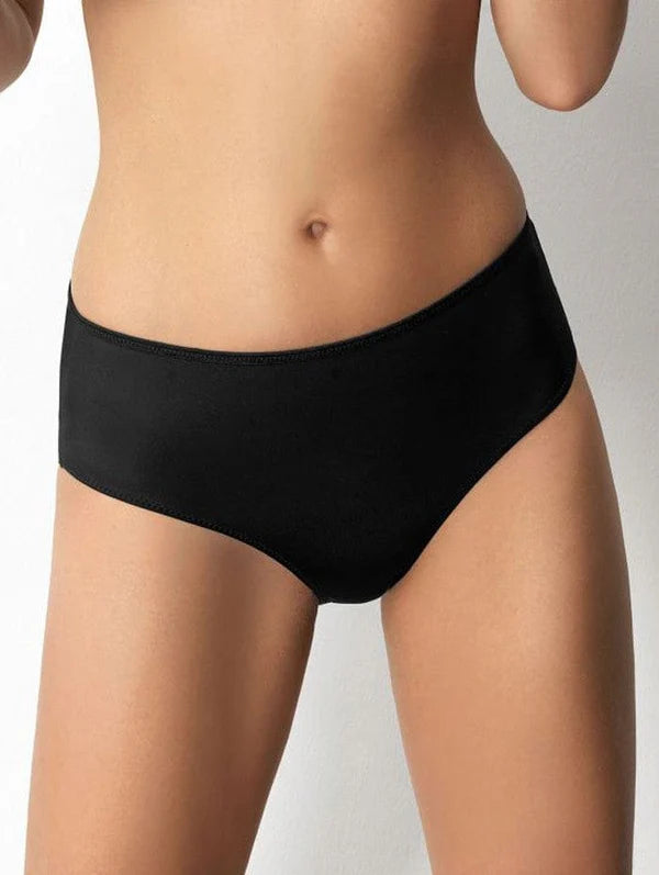 Black CORIN Virginia Free Cut Deep Brief underwear with a seamless design and comfortable fit.