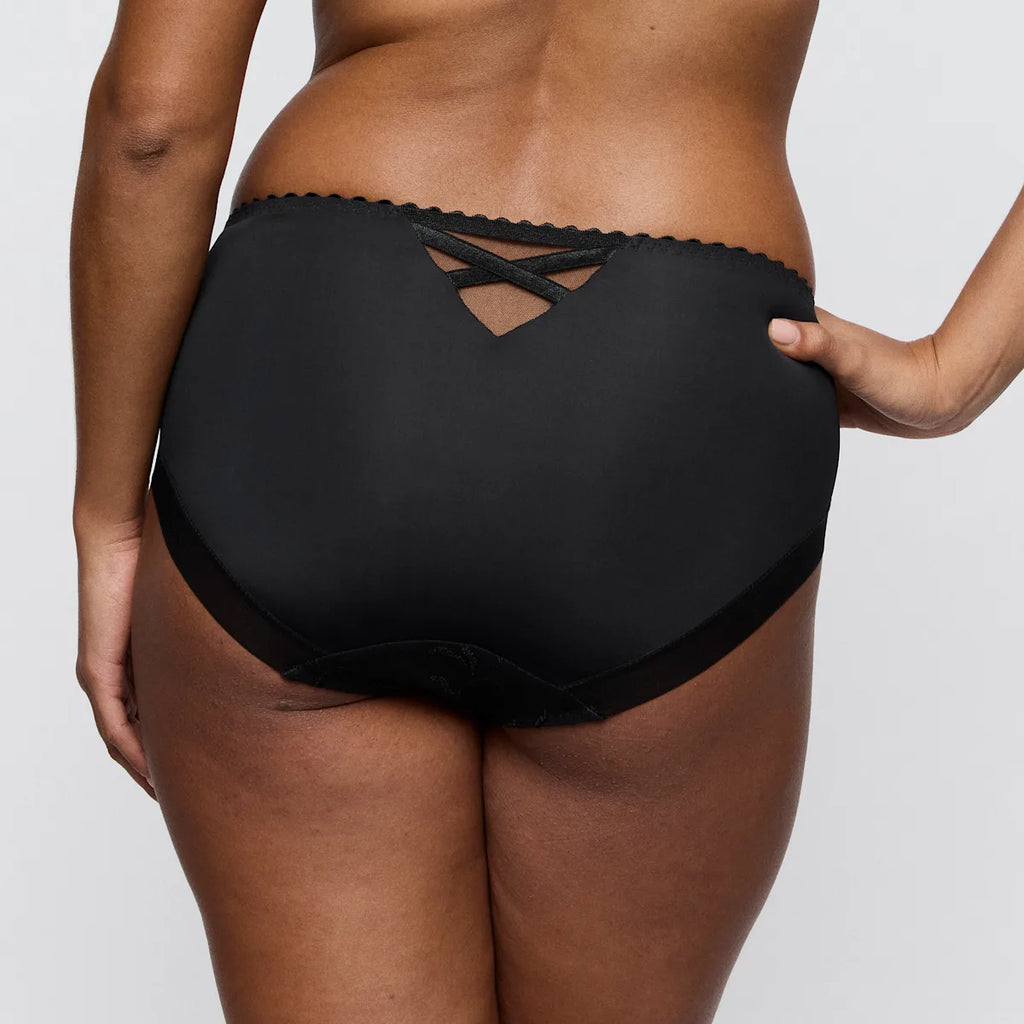 Solisse Full Brief