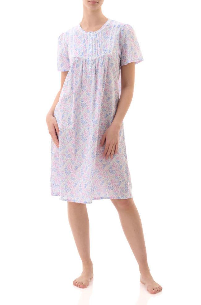 Givoni 2XL cotton nightie in pink and blue floral pattern with short sleeves and button front