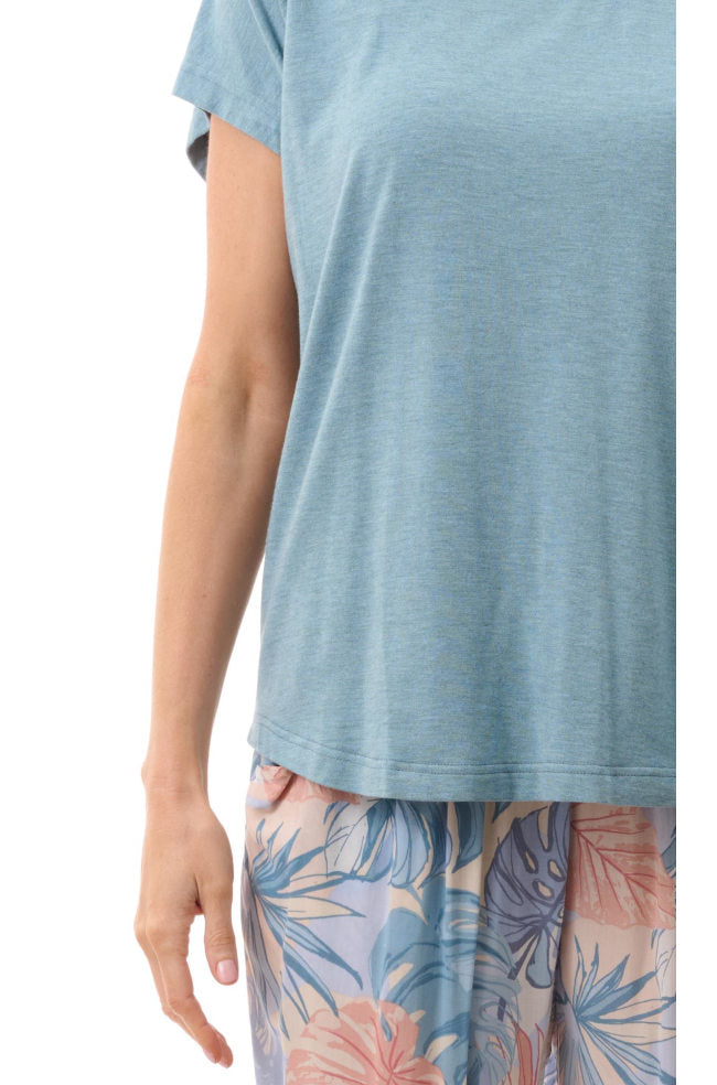 Mango Lagoon Tanika Long Pyjama set in XXL by GIVONI, featuring a comfortable, stylish design suitable for summer sleepwear.
