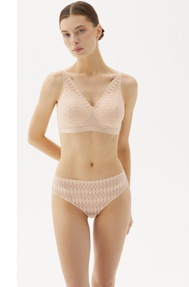 Nude geometric pattern lace bikini brief by Megami, size M, designed for all-day comfort.