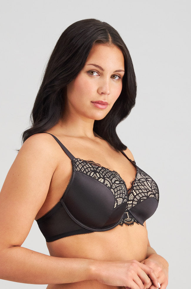 Black contour plunge bra with adjustable straps, featuring a smooth finish by Pleasure State