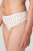 Natural-colored Maldives thong in 2XL size by Primadonna, featuring a delicate and minimalist design.
