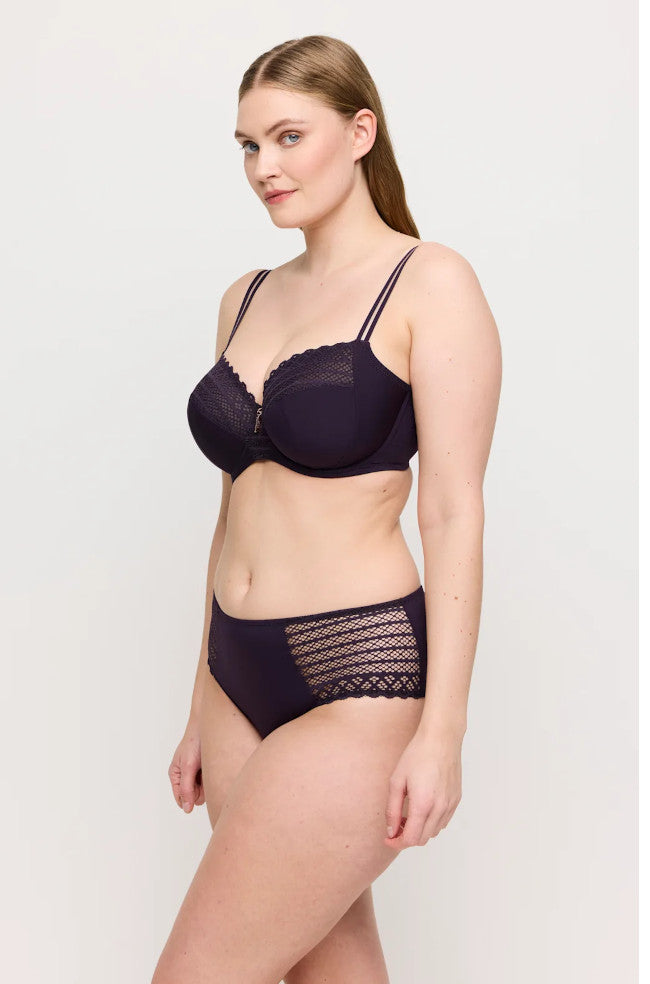 PrimaDonna Twist East End underwire bra in amethyst purple, featuring adjustable straps, D cup support, and elegant design.