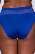 Primadonna high waist brief in blue print, available in sizes L and 2L, featuring a comfortable fit.