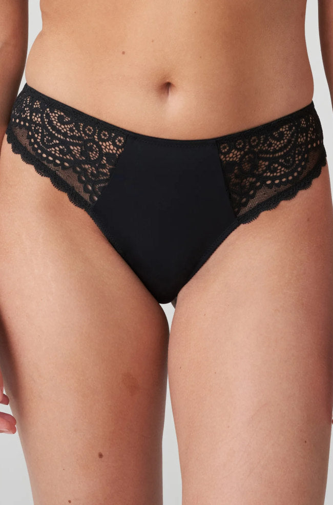 PrimaDonna I Do Lace G-String in black vintage satin, featuring delicate lace details and a thong cut.