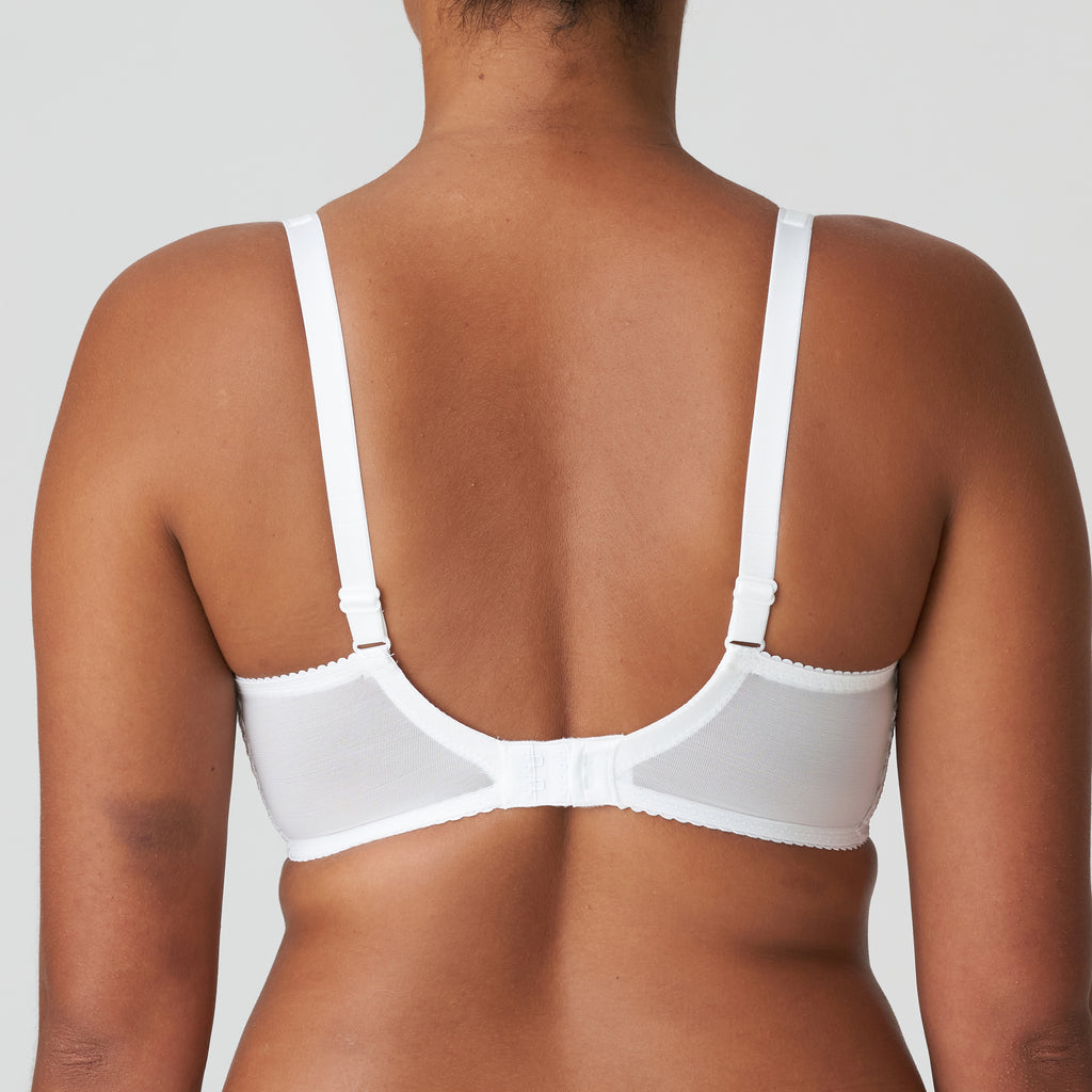Primadonna Sophora full cup underwire bra in white with supportive design and lace details, perfect for everyday wear.