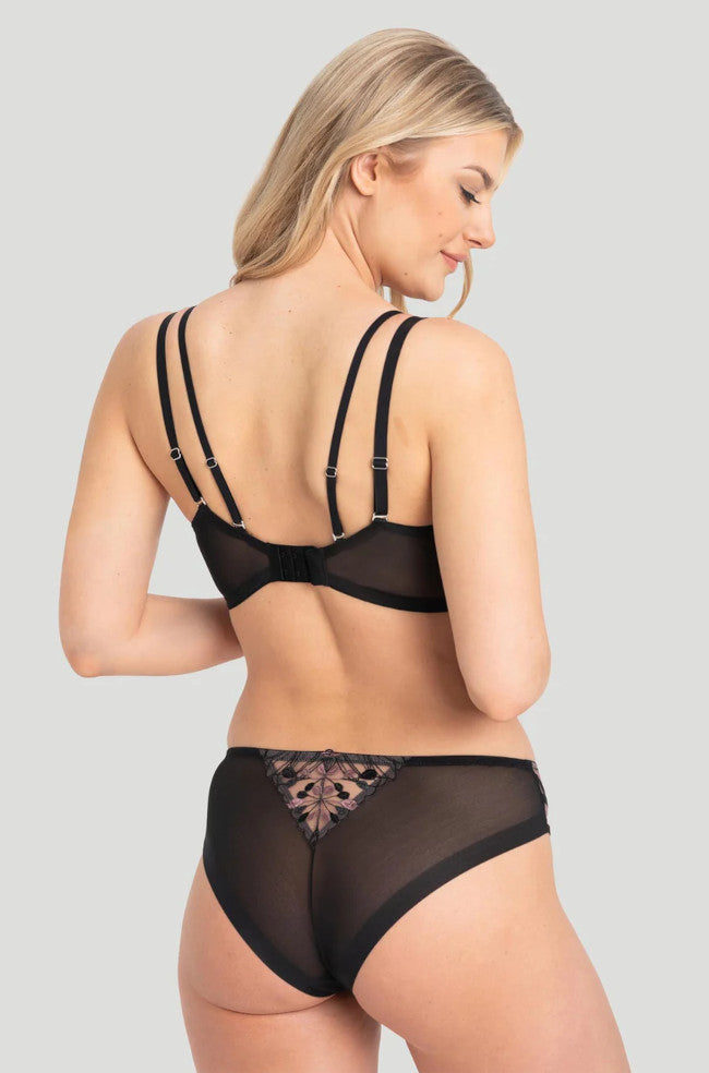 Amethyst Ilana Apex UW Bra by Samanta in C cup, featuring a stylish design suitable for larger cup sizes.