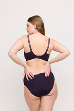 Primadonna Twist East End full cup bra in charcoal with supportive underwire and smooth fabric, designed for everyday comfort.