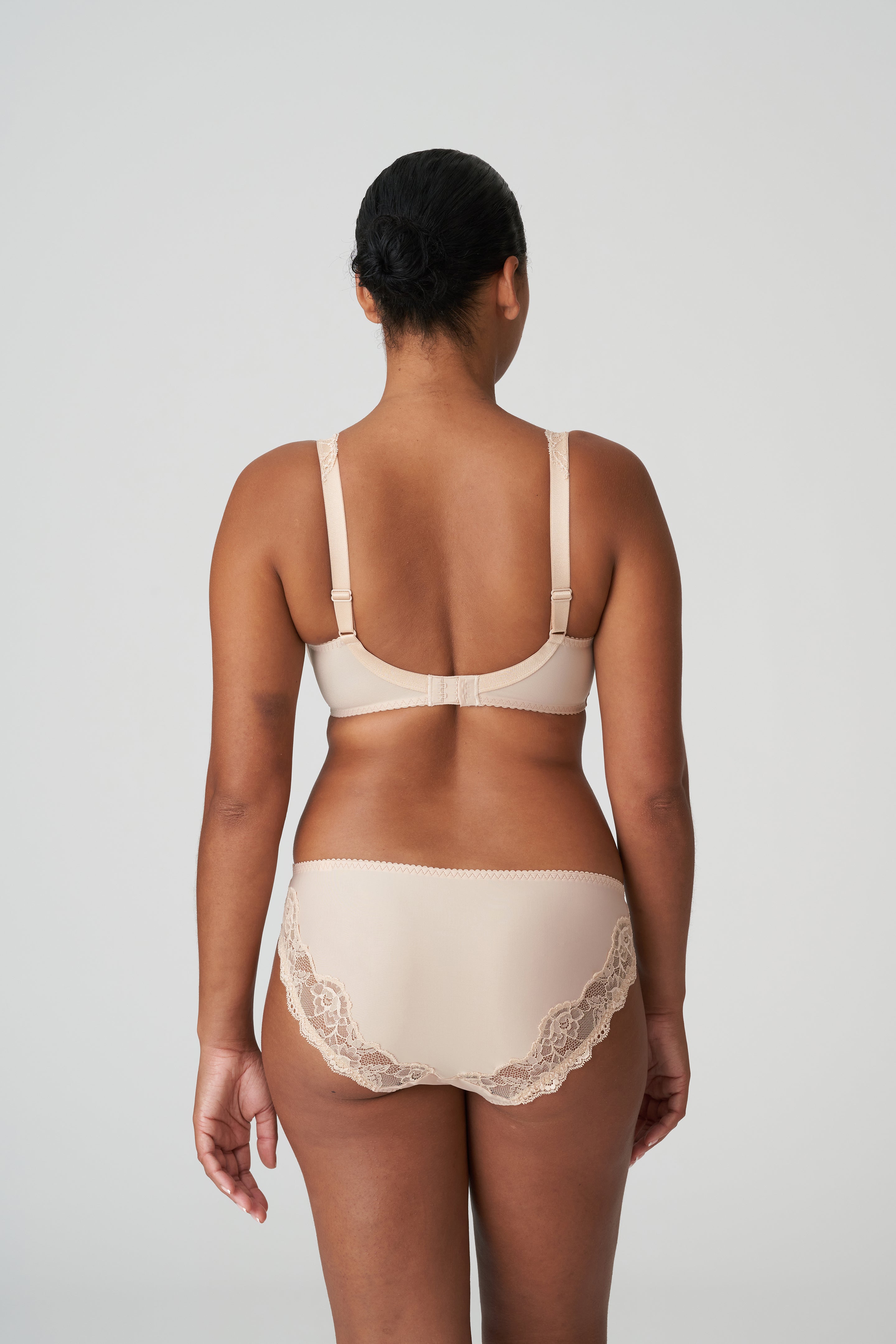Madison Full Cup Bra - Caffe Latte
