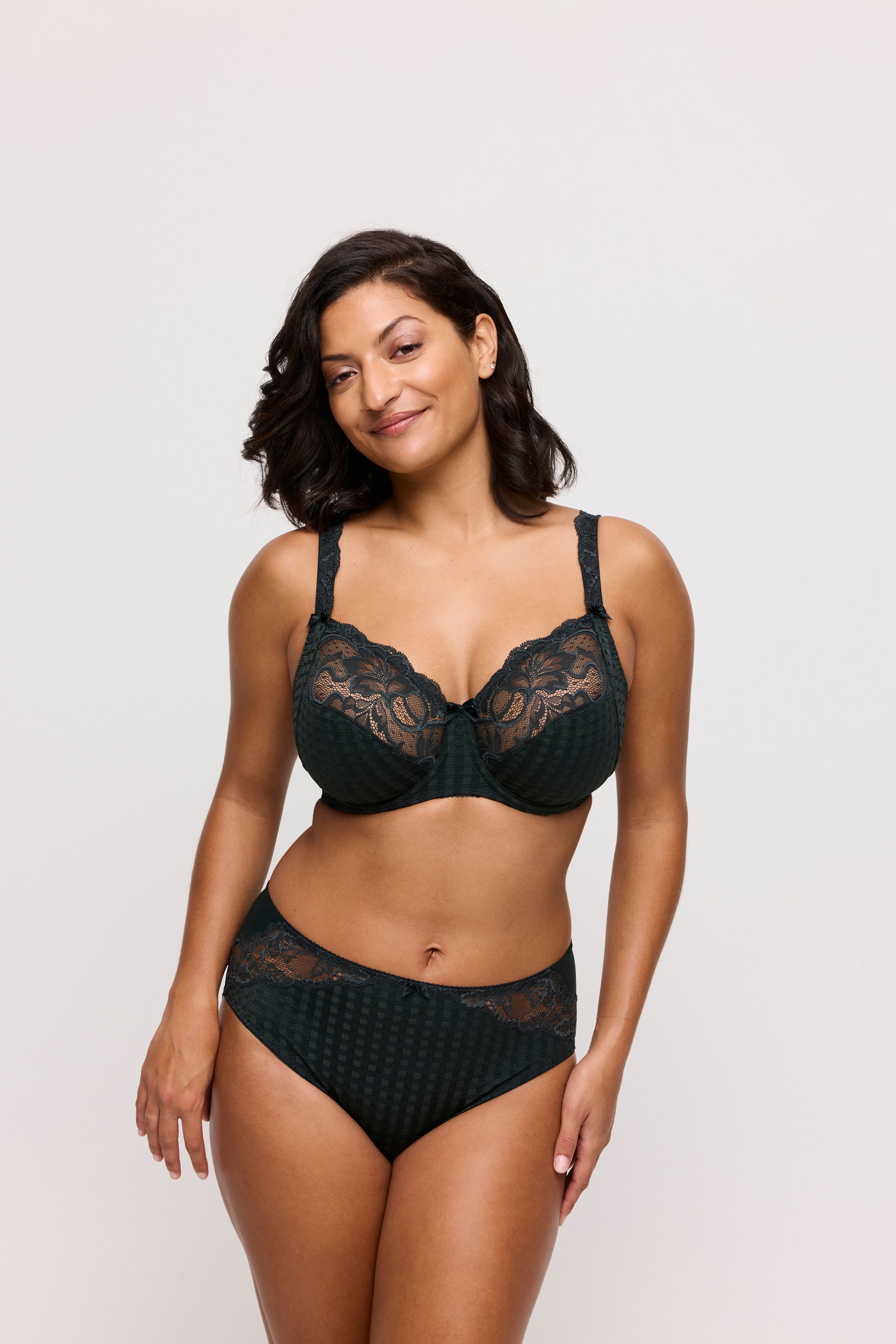 Madison Underwire Bra Black - Lace Full Cup