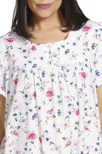 White cotton short sleeve pajama set with butterfly print, featuring capri pants, size 18 by Schrank