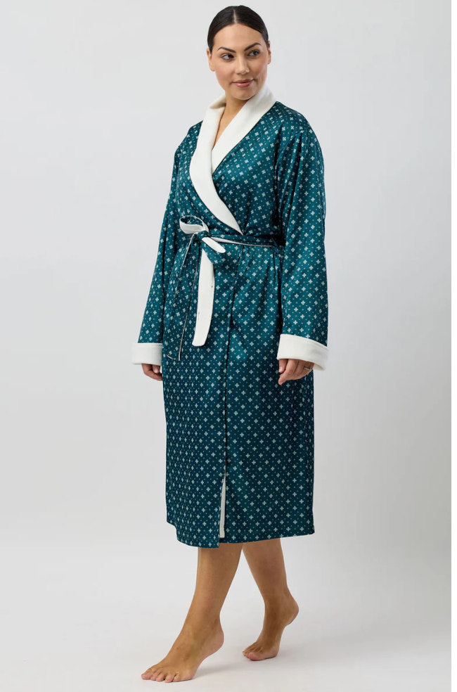 Schrank Art Deco forest green fleece-lined wrap gown with elegant print, available in sizes S, M, L
