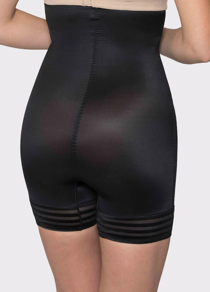 Firm control high-waisted shaping shorts by LA SCULPTE, featuring seamless design and smooth fabric for a slimming fit.