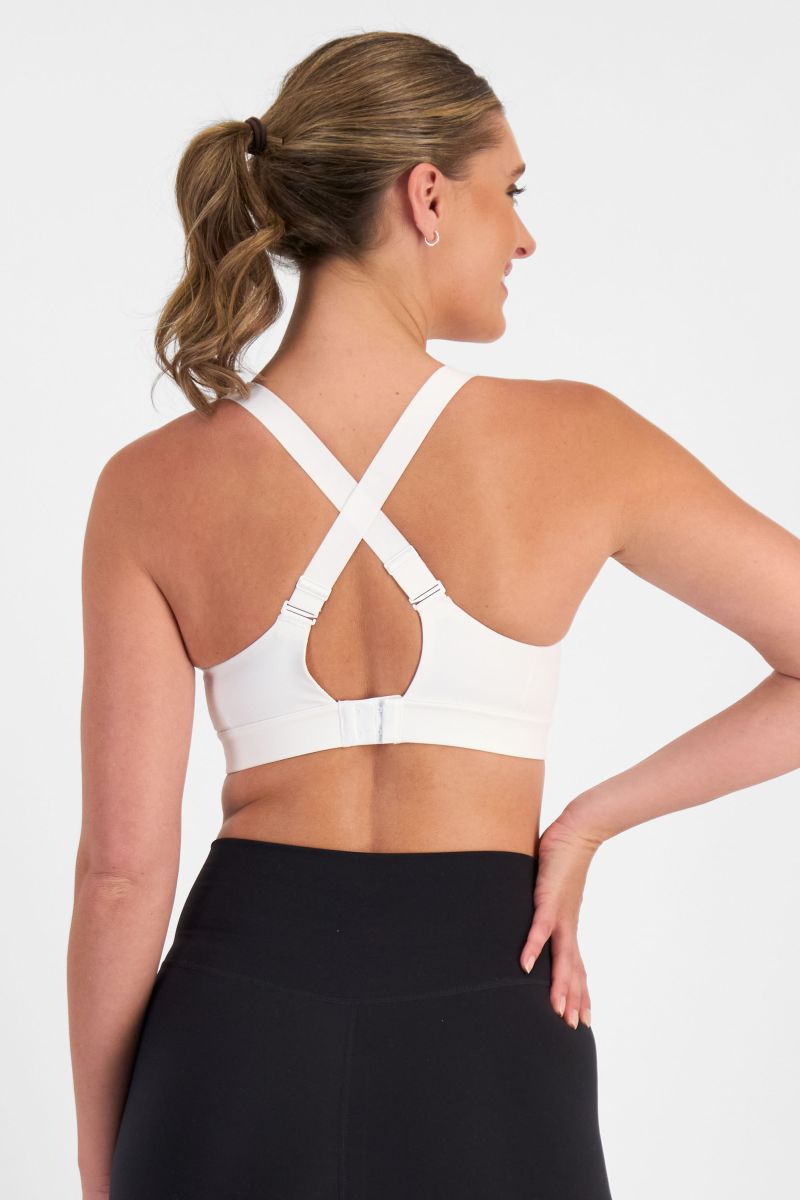 Smooth Power Wirefree Sports Bra - White