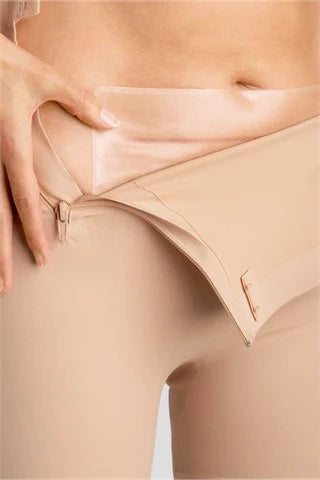 Clear silicone scar patch by AMOENA, square-shaped accessory designed to help minimize the appearance of scars.