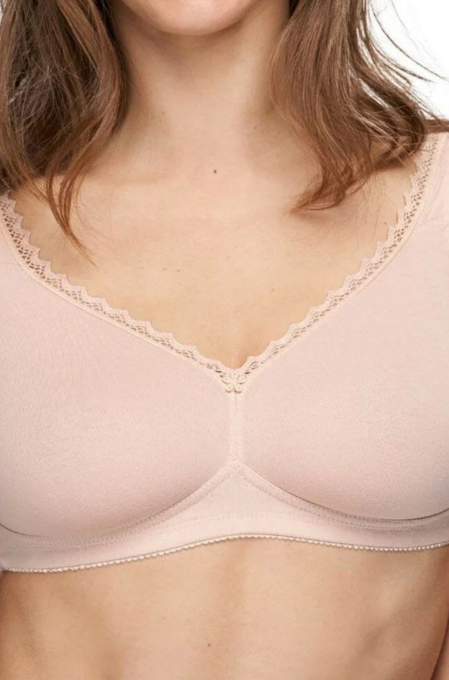 Nude wire-free bra in organic cotton, size 18DD by Susa, offering comfort and support.