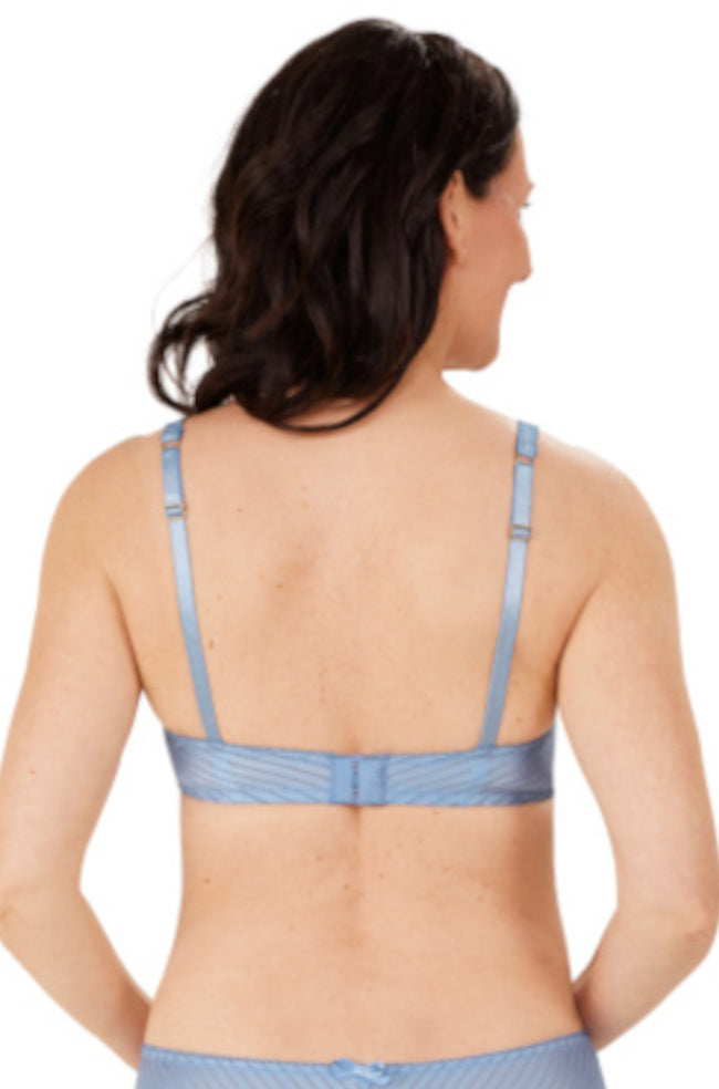Sky blue wirefree padded bra by Amoena in size 10DD, ideal for comfort during chemotherapy.