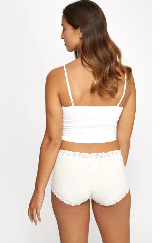 Jockey Parisienne full brief in vanilla with scalloped lace trim and classic design.