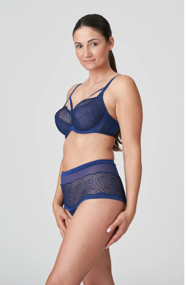 Sophora High Rise Lace Hot Pants - Royal Blue